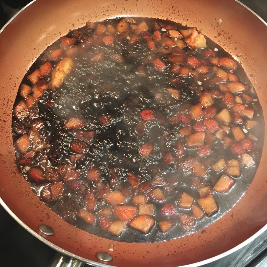 simmering strawberry sauce